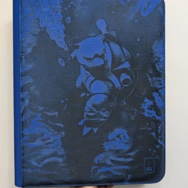 Binder Pokémon Tortank gravé laser édition collector bleu