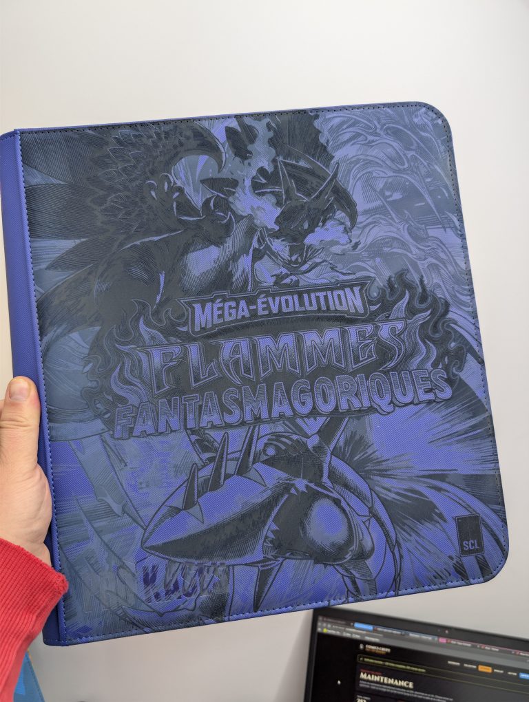 Binder Binder Pokémon ME2 (Flammes Fantasmagoriques) – Édition Collector Violet & Rose v2 gravé laser