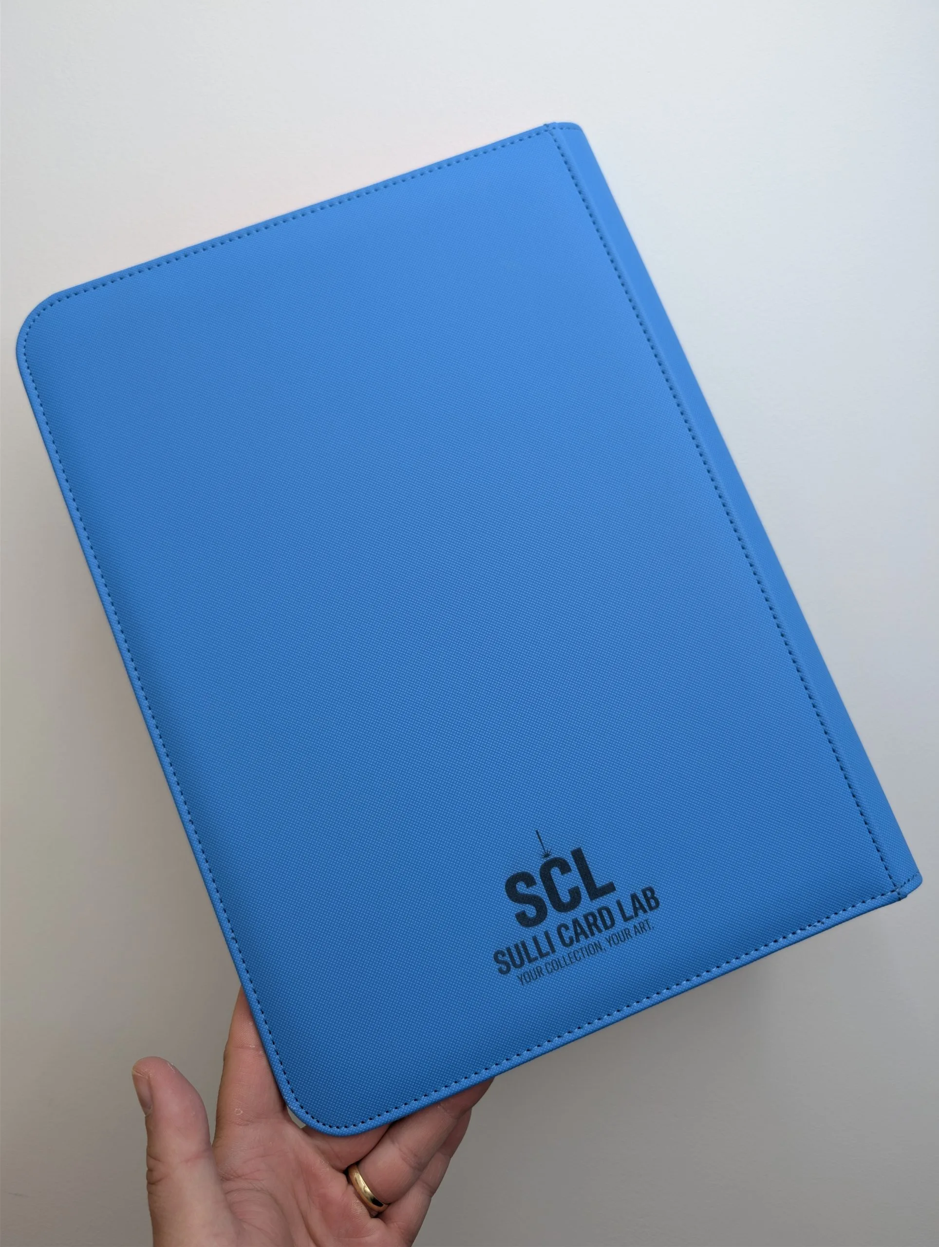 Binder Pokémon ME01 (Méga-Évolution) – Édition Collector Bleu et rose – Image 4